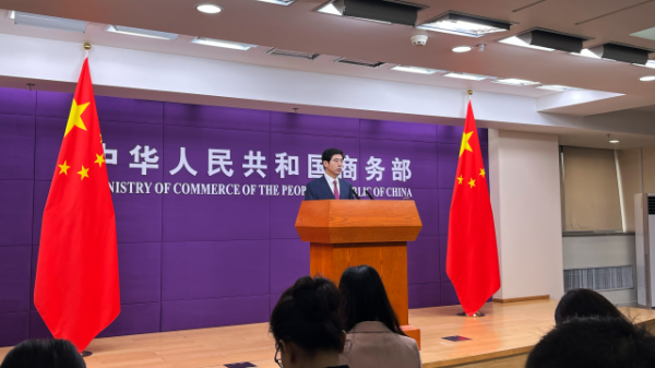 正规股票配资 商务部回应中美经贸高层会谈：中国不会牺牲原则立场去寻求达成任何协议